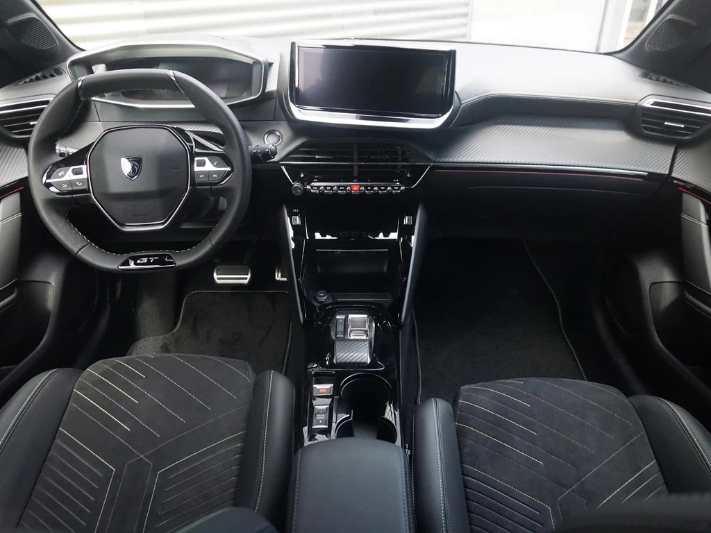Peugeot e-208 – foto 10