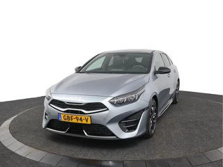 Kia ProCeed – thumbnail 2