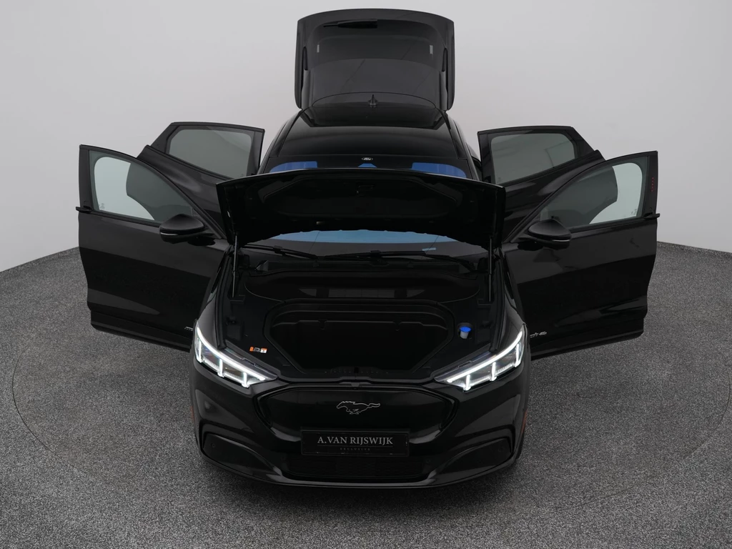 Ford Mustang Mach-E – foto 17