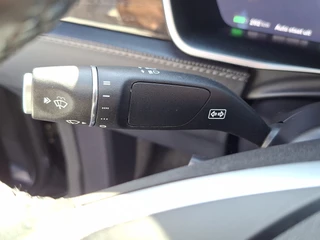 Tesla Model X – thumbnail 30