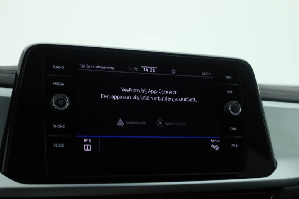 Volkswagen T-Roc – foto 18