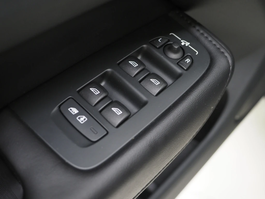 Volvo XC60 – foto 18