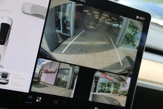 Tesla Model Y – thumbnail 10