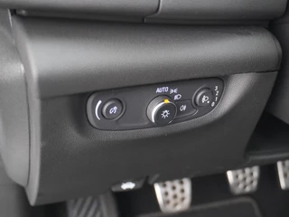 Opel Insignia – thumbnail 32
