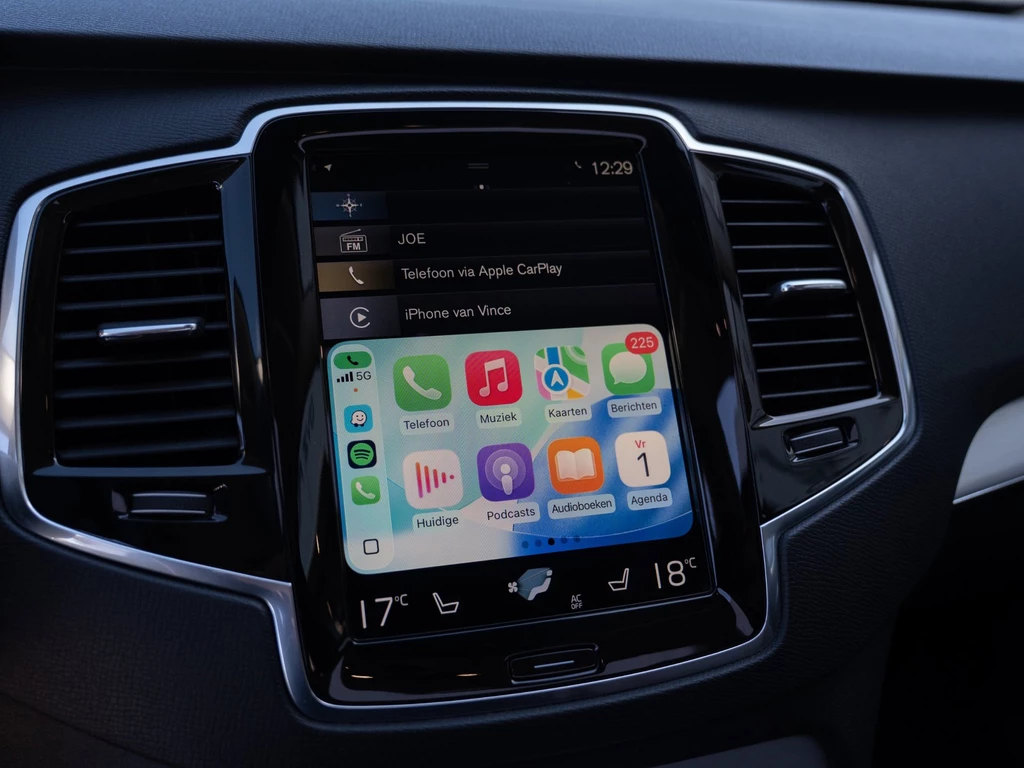 Volvo XC90 – foto 32