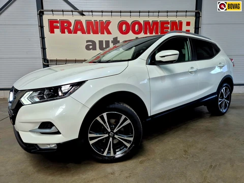 Nissan Qashqai 1.3 DIG-T 159PK N-Connecta + Panorama|Trekhaak|Parelmoer|360 camera|Keyless|Lane|DAB|Navi|Climate|Cruise|18"LMV