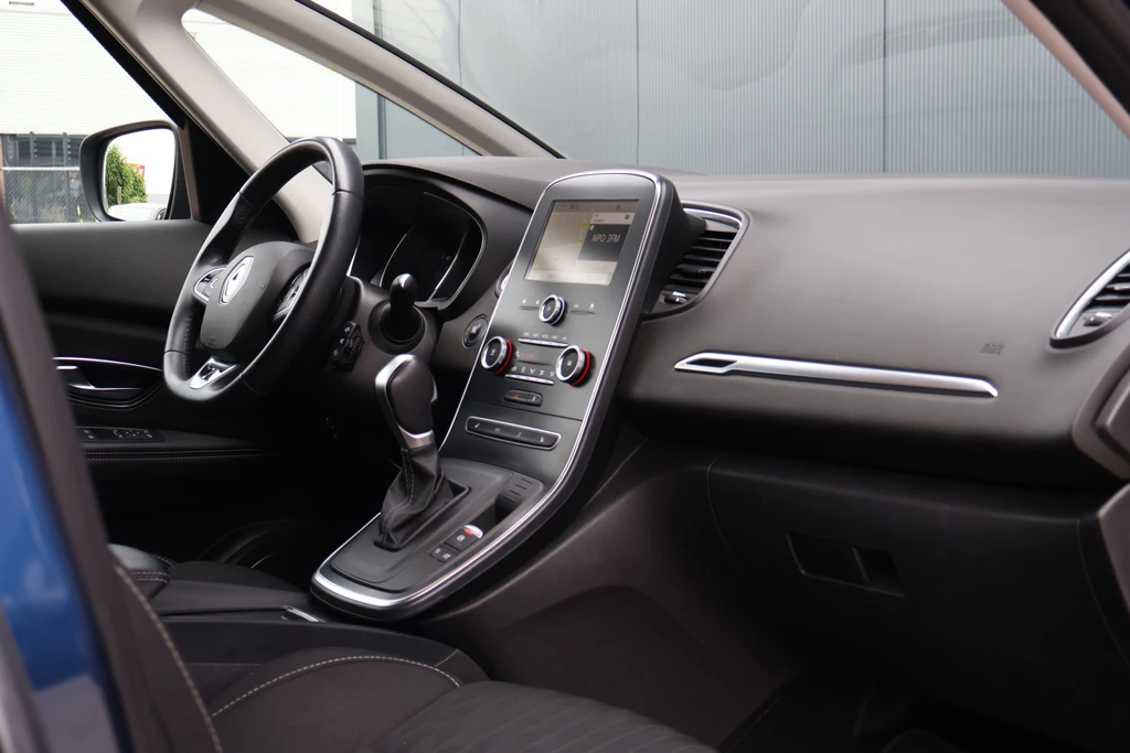 Renault Scénic – foto 17