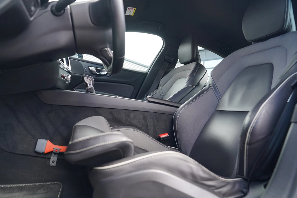Volvo S60 – foto 21