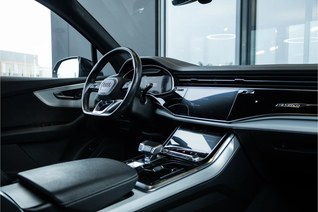 Audi Q7 – foto 13