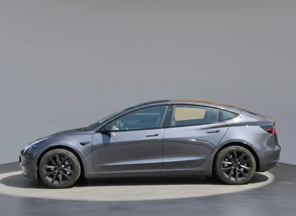 Tesla Model 3 – foto 2