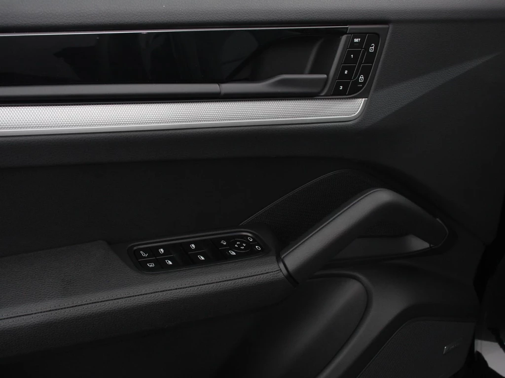 Porsche Cayenne – foto 18