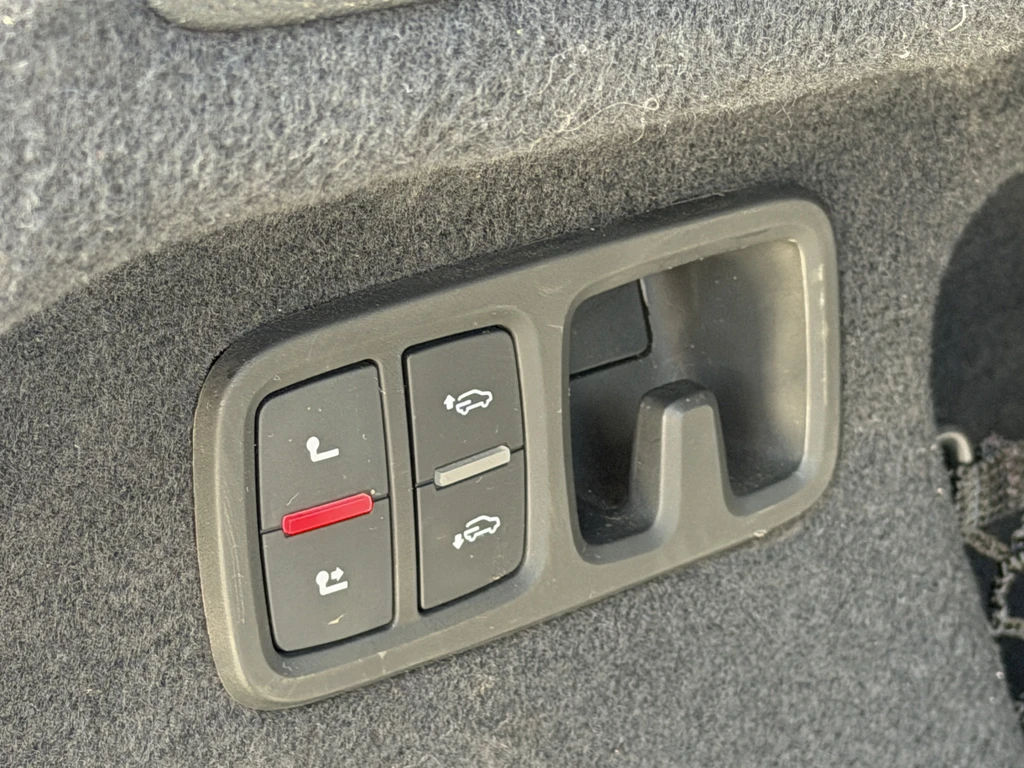 Audi Q8 – foto 16