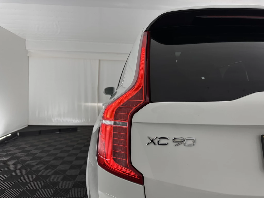 Volvo XC90 – foto 32