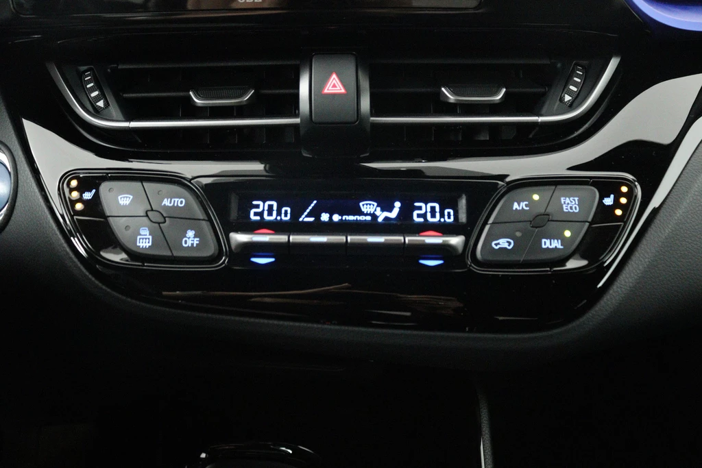 Toyota C-HR – foto 19