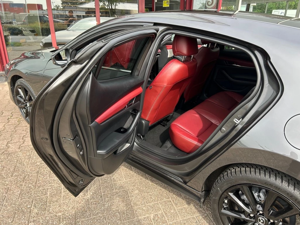 Mazda 3 – foto 23