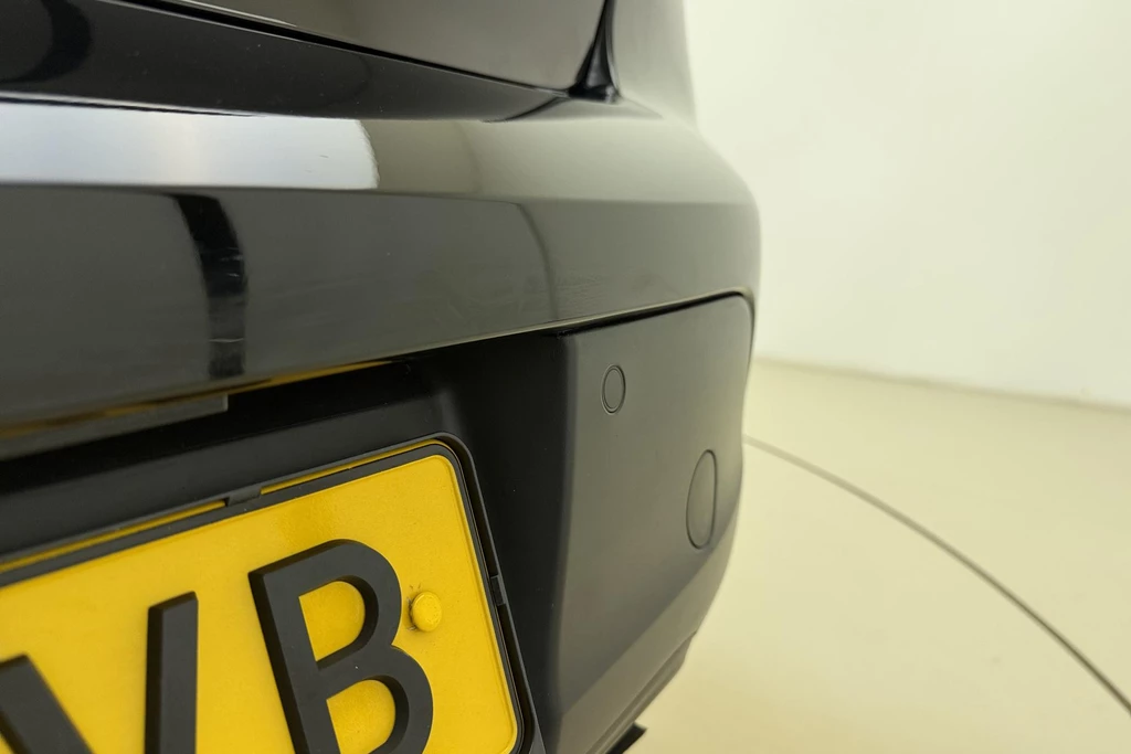 Peugeot 208 – foto 10
