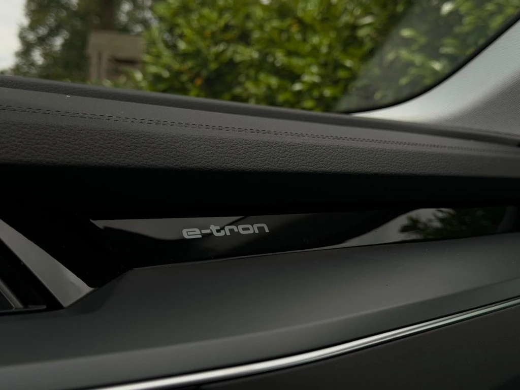 Audi e-tron – foto 14
