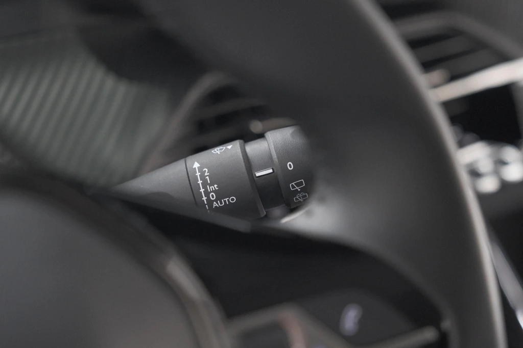 Peugeot 208 – foto 40
