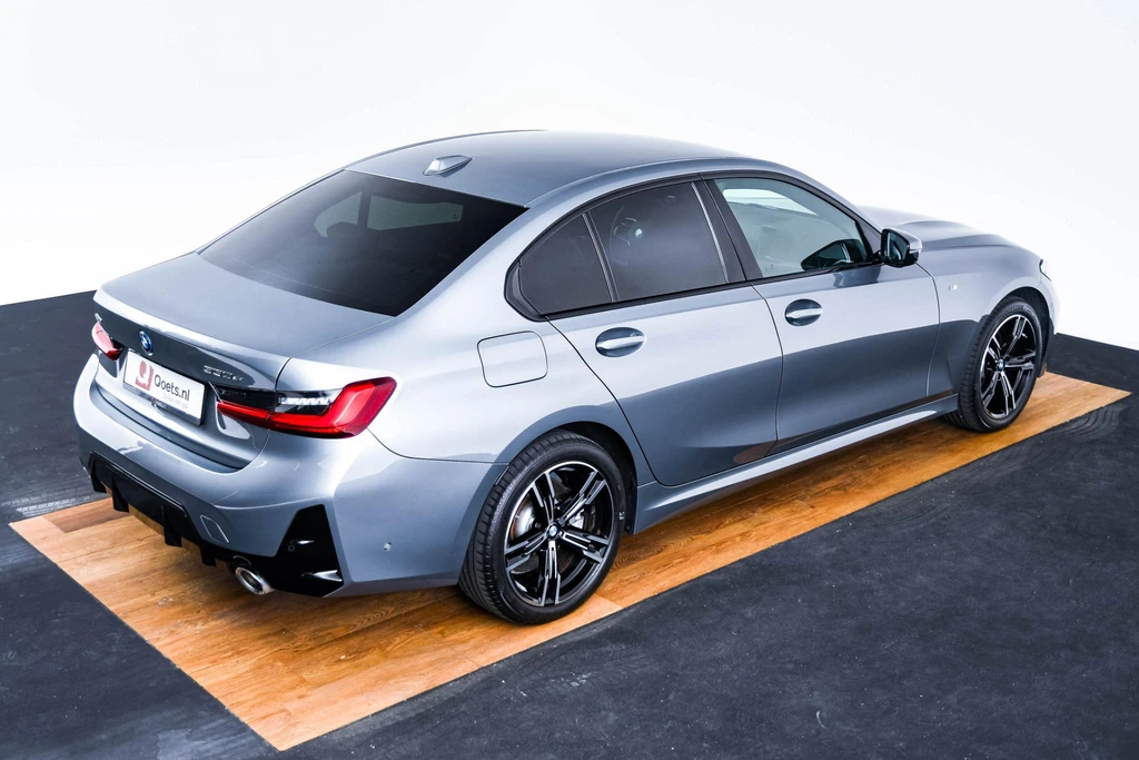BMW 3 Serie – foto 12