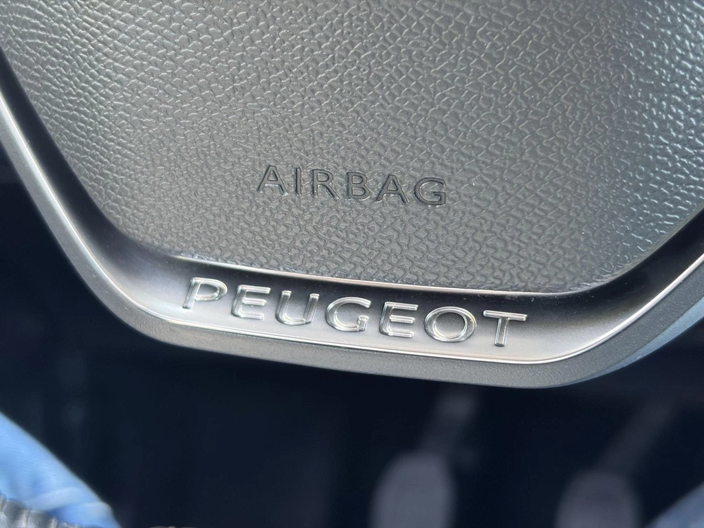 Peugeot 208 – foto 39