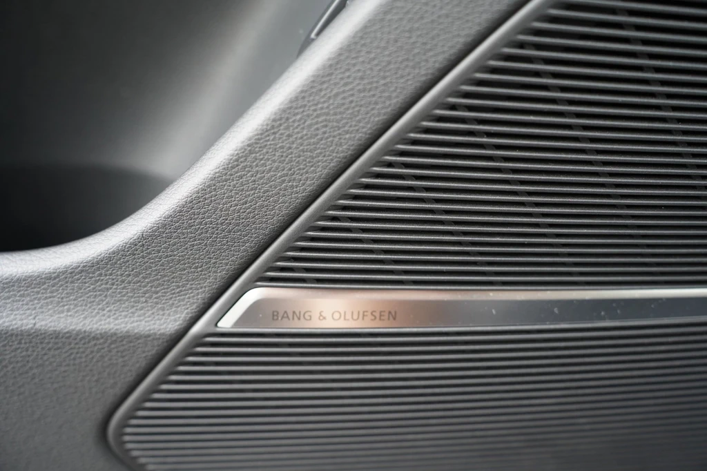 Audi RSQ8 – foto 47