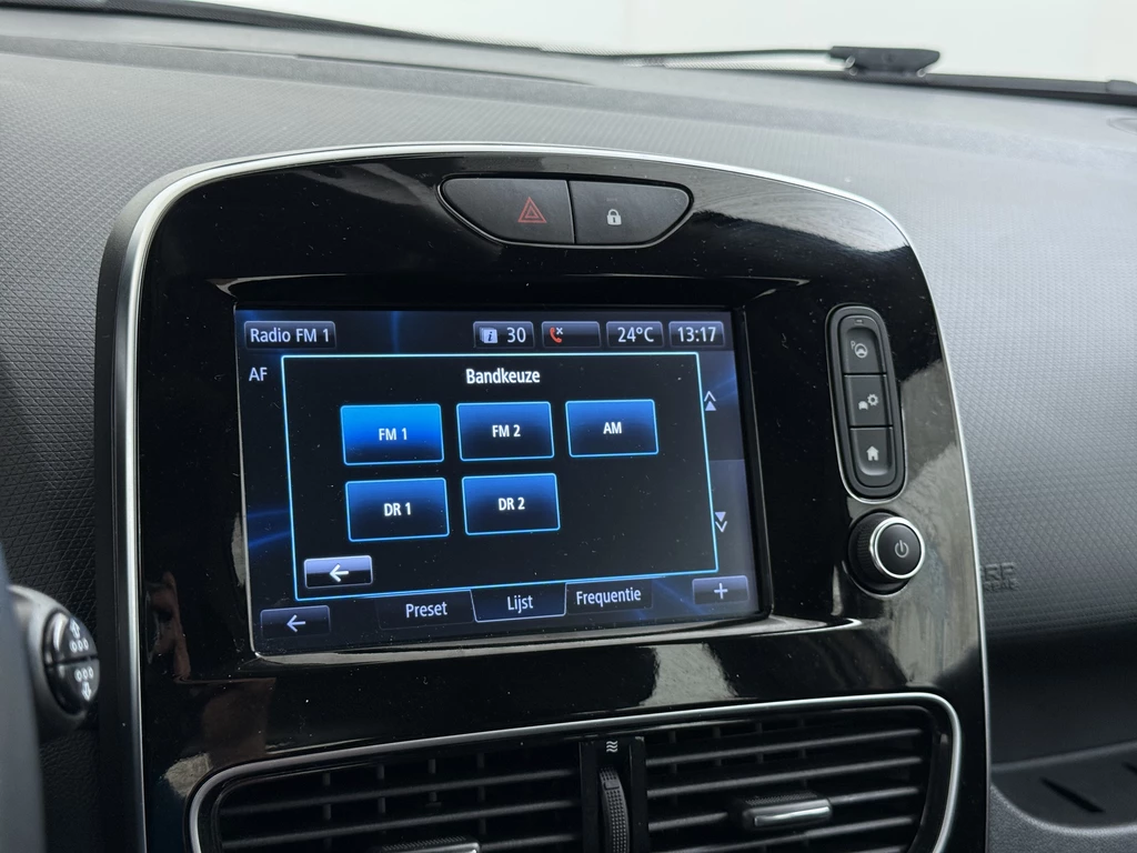 Renault Clio – foto 24
