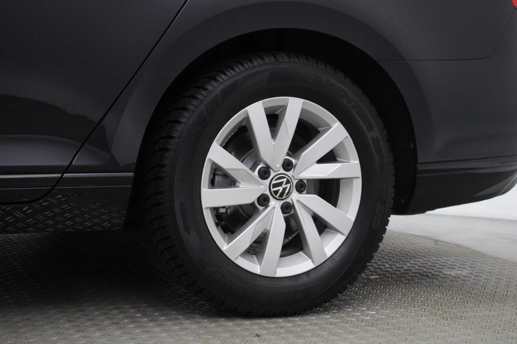Volkswagen Passat – foto 36
