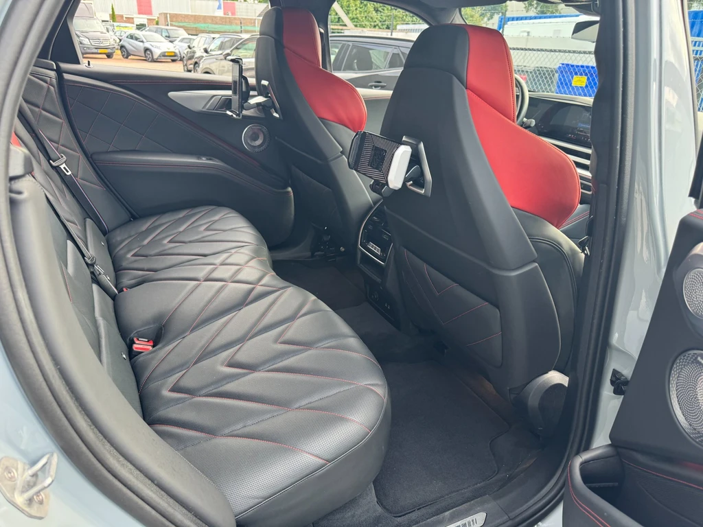 BMW XM – foto 36
