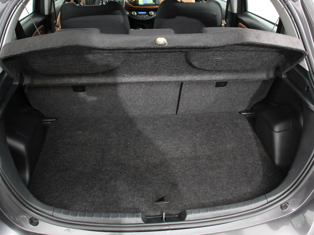 Toyota Yaris – foto 9