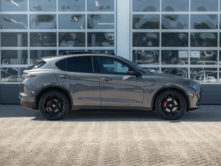 Alfa Romeo Stelvio – thumbnail 8