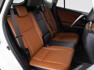 Toyota RAV4 – thumbnail 12