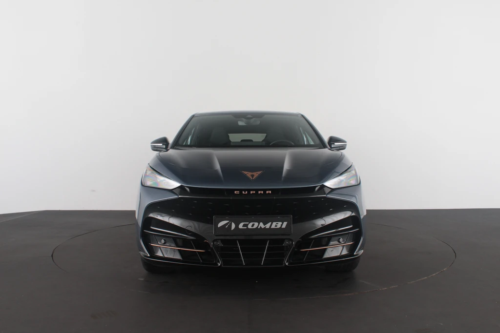 CUPRA Tavascan – foto 11