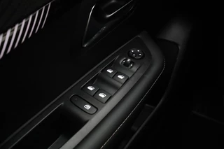 Peugeot 208 – thumbnail 18