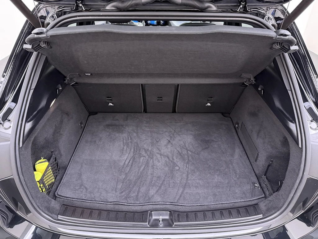 Mercedes-Benz EQA – foto 10