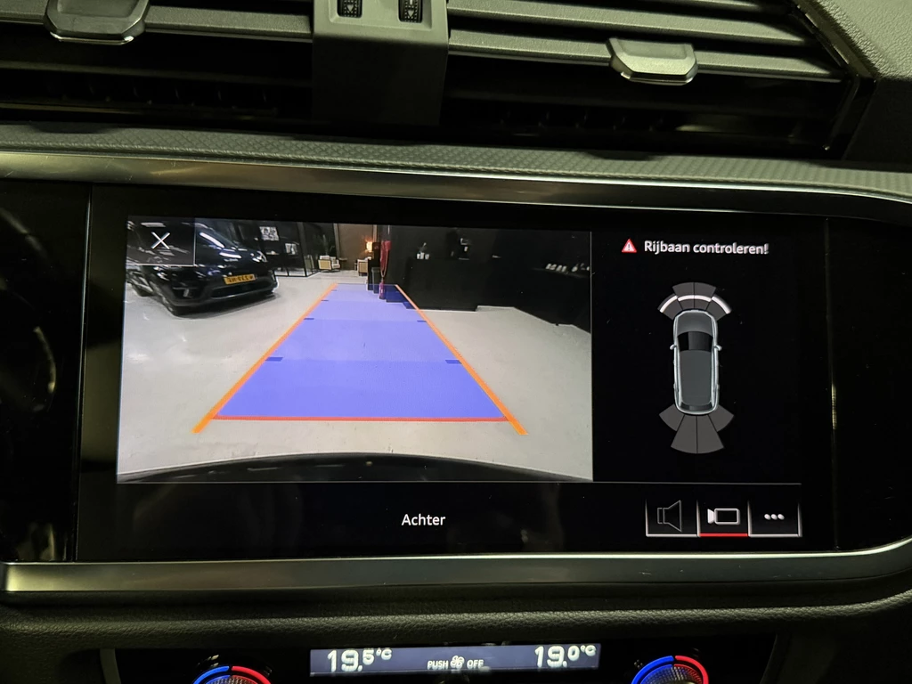 Audi Q3 – foto 18