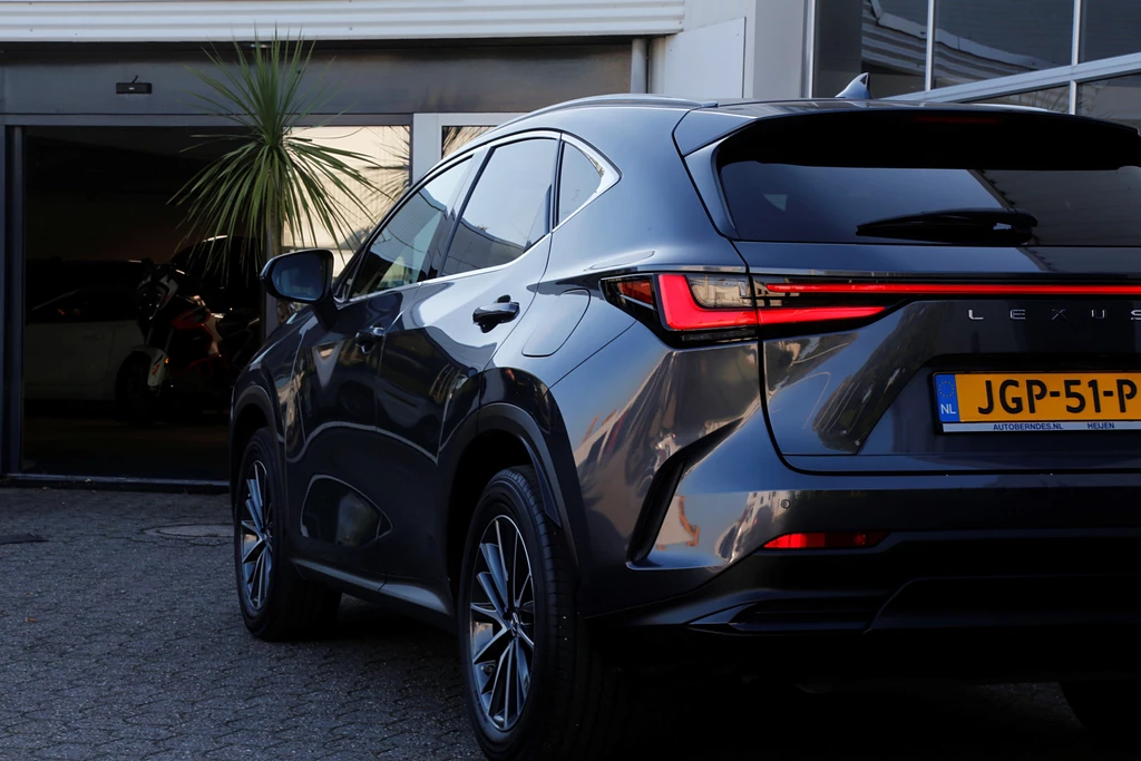 Lexus NX – foto 7