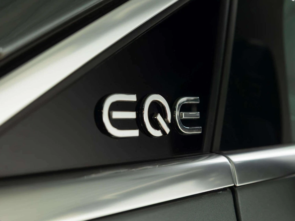 Mercedes-Benz EQE – foto 7