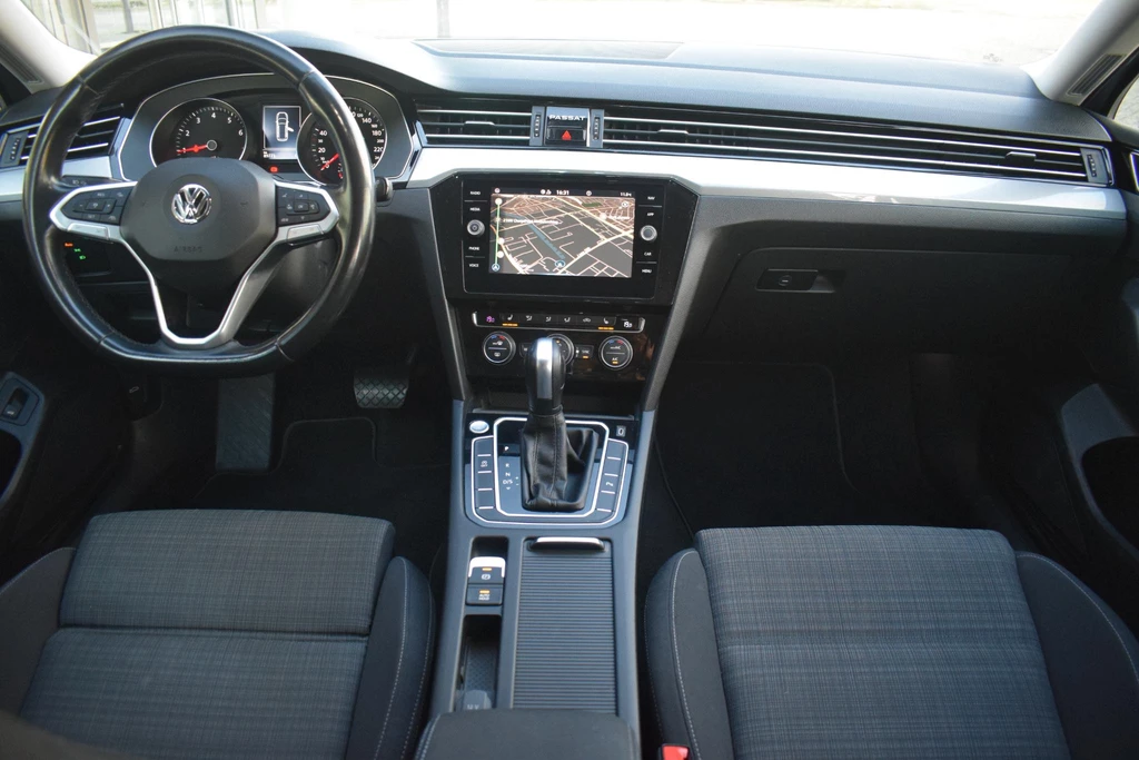 Volkswagen Passat – foto 19