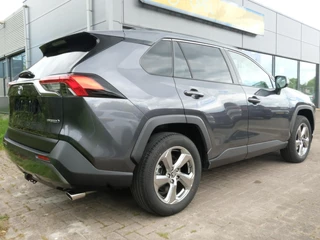 Toyota RAV4 – thumbnail 3