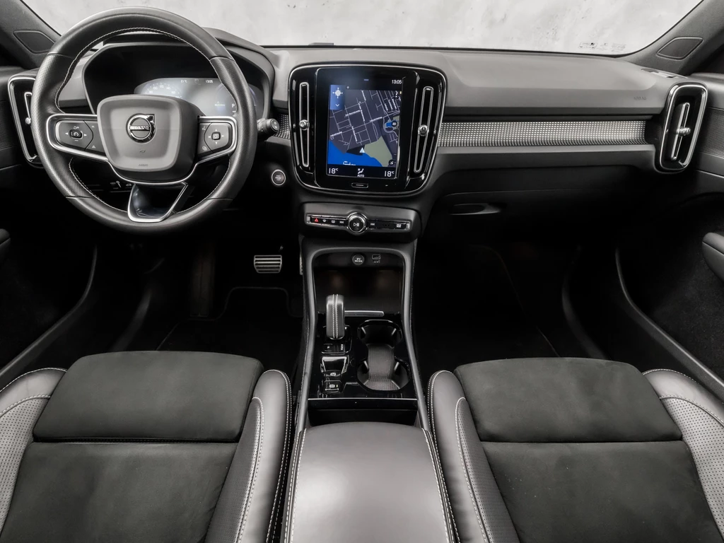 Volvo XC40 – foto 8