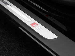 Audi R8 – thumbnail 38