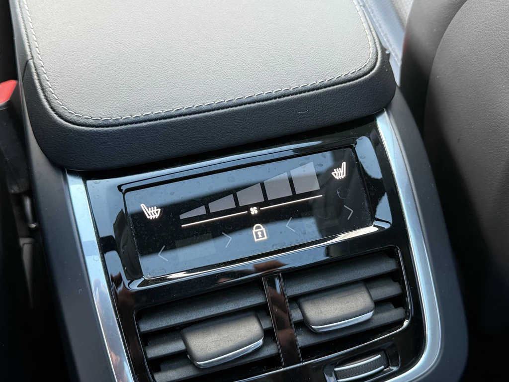 Volvo XC90 – foto 32