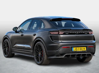 Porsche Macan – thumbnail 3