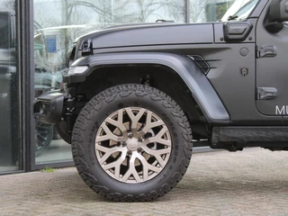 Jeep Wrangler – thumbnail 13