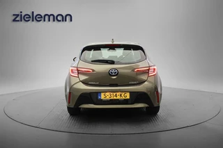 Toyota Corolla – thumbnail 4