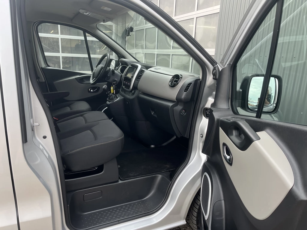 Renault Trafic – foto 11
