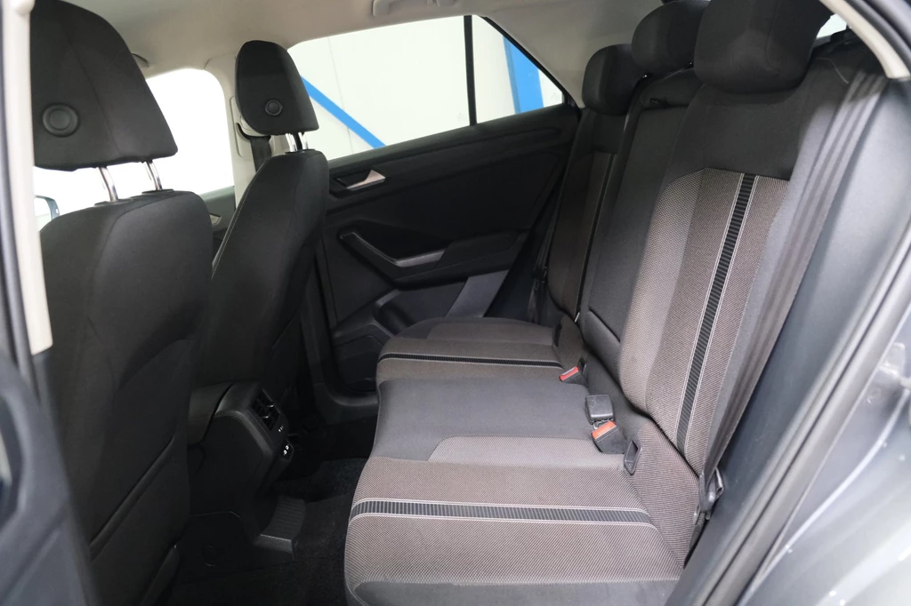 Volkswagen T-Roc – foto 9