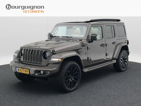 Jeep Wrangler Unlimited 4xe 380 Sahara BRUTE | Wit leder | Elektrisch vouwdak | Stuurverwarming | Privacy Glass | Trekhaak | Parkeersensoren | 22 Inch