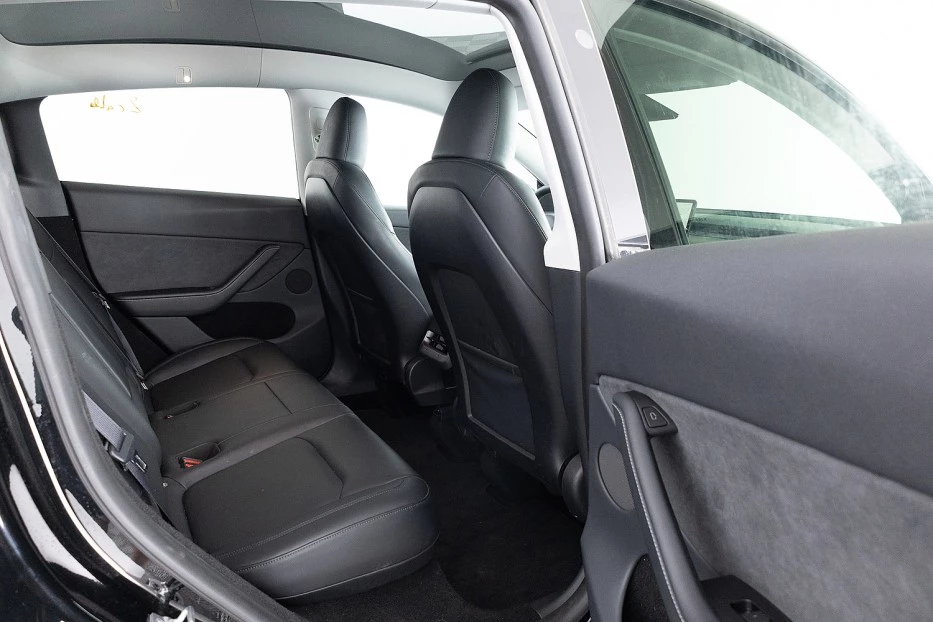 Tesla Model Y – foto 14
