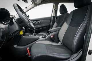 Nissan QASHQAI – thumbnail 18